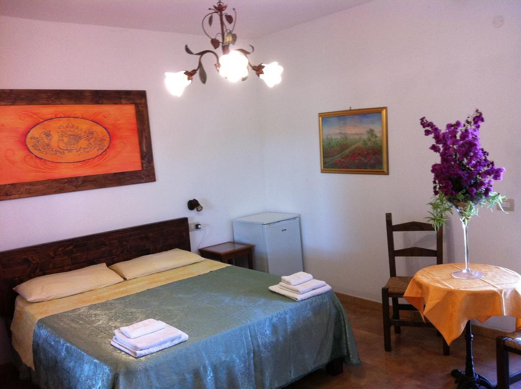 Agriturismo Agave Fertilia Bagian luar foto
